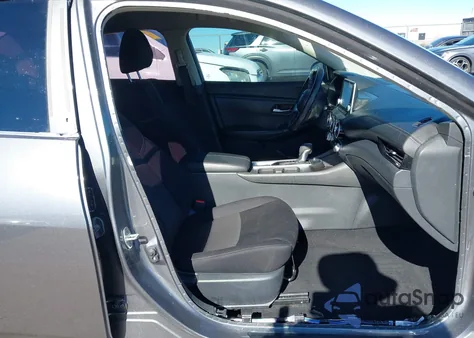 2022 Nissan Sentra Sv Xtronic Cvt from USA, damaged, VIN 3N1AB8CV3NY296300